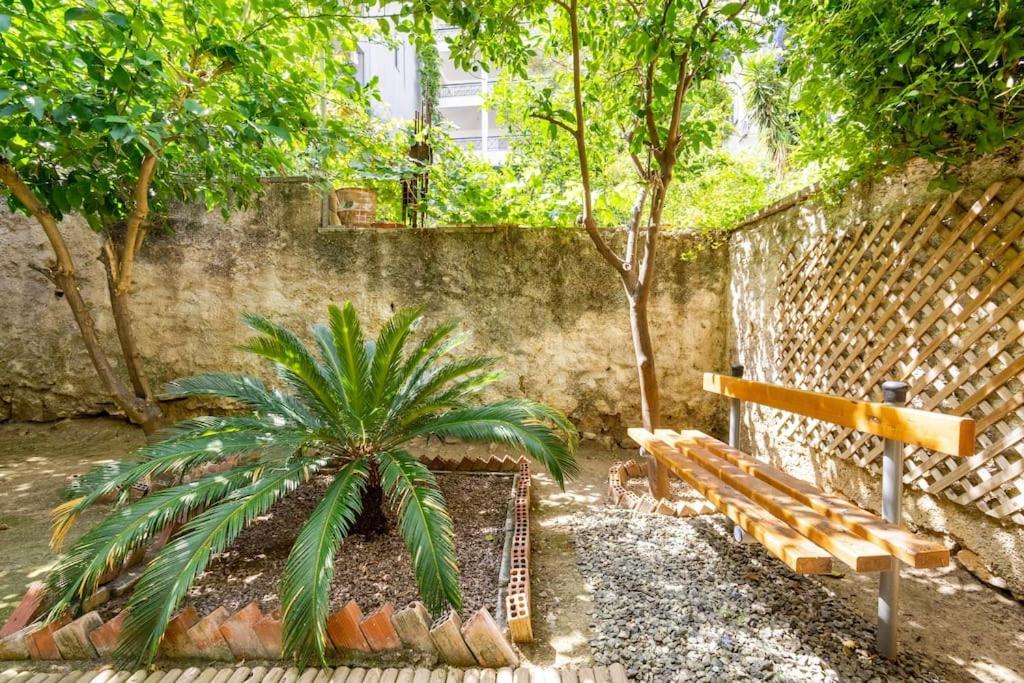Apartmán Secret Garden Downtown Atény Exteriér fotografie